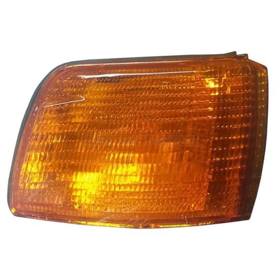 Габарит MITSUBISHI GALANT 88-92 прав желтый DEPO